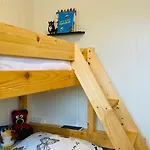 Apartamento Familyfriendly-modern, In The Fishingtown Stamsund, With Sauna And Jacuzzi *