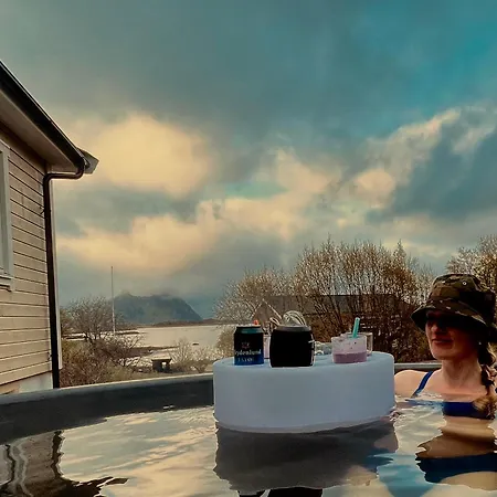 Lejlighed Familyfriendly-modern, In The Fishingtown Stamsund, With Sauna And Jacuzzi *