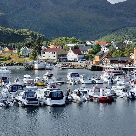 Familyfriendly-modern, In The Fishingtown Stamsund, With Sauna And Jacuzzi * Stamsund