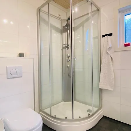 Apartmán Familyfriendly-modern, In The Fishingtown Stamsund, With Sauna And Jacuzzi Stamsund