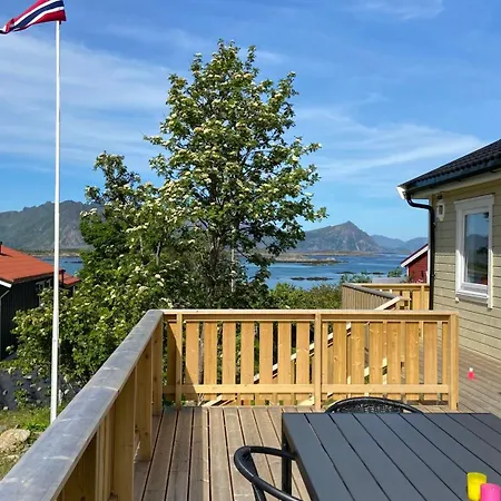 Familyfriendly-modern, In The Fishingtown Stamsund, With Sauna And Jacuzzi * Stamsund