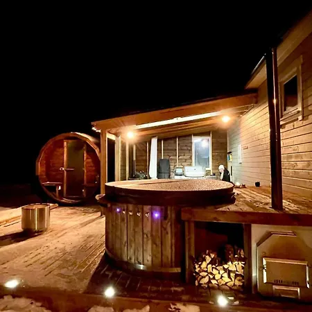 Familyfriendly-modern, In The Fishingtown Stamsund, With Sauna And Jacuzzi *