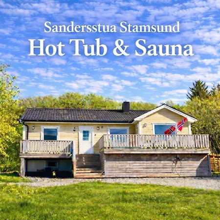 Apartment Familyfriendly-modern, In The Fishingtown Stamsund, With Sauna And Jacuzzi