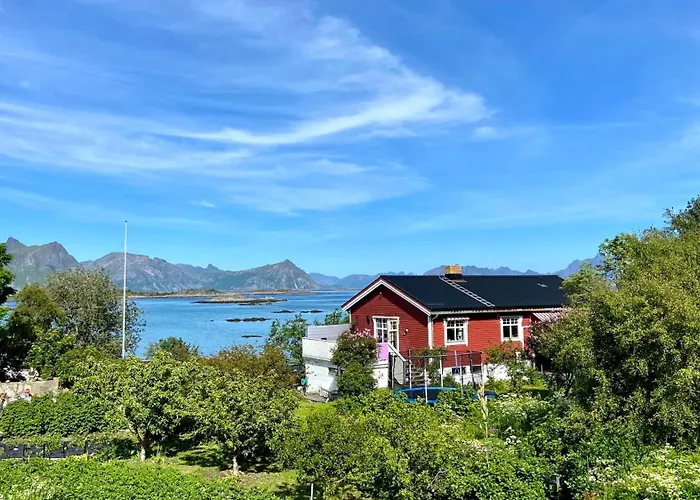 Familyfriendly-modern, In The Fishingtown Stamsund, With Sauna And Jacuzzi Apartment *