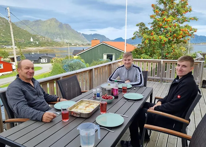 Familyfriendly-modern, In The Fishingtown Stamsund, With Sauna And Jacuzzi Apartment Stamsund