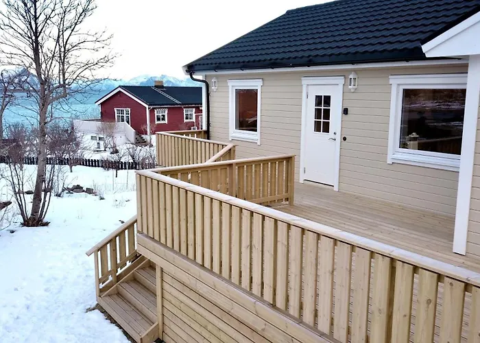 Familyfriendly-modern, In The Fishingtown Stamsund, With Sauna And Jacuzzi Apartment