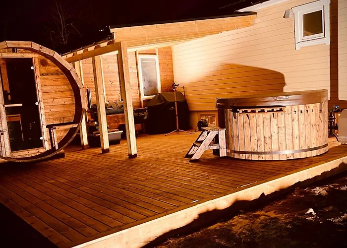 Apartment Familyfriendly-modern, In The Fishingtown Stamsund, With Sauna And Jacuzzi Stamsund