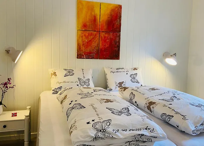 Apartment Familyfriendly-modern, In The Fishingtown Stamsund, With Sauna And Jacuzzi Stamsund