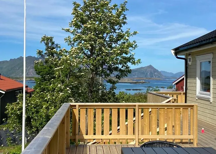 Familyfriendly-modern, In The Fishingtown Stamsund, With Sauna And Jacuzzi * Stamsund